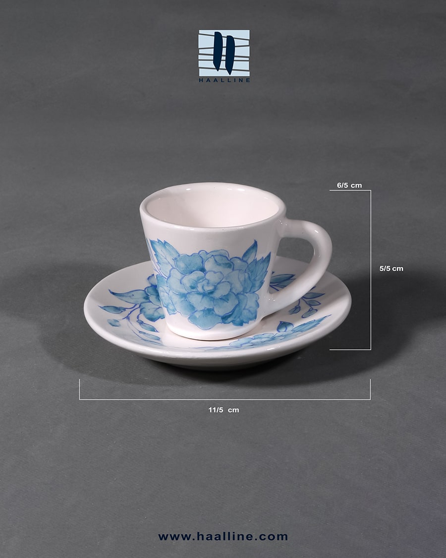 فنجان و زیرفنجانی سرامیکی مدل 6555 با گل فرنگ آبی  فیروزه ای زیرلعابی طراحی و نقاشی شده با دست کد: ESPRESSO-C-6555